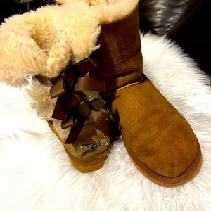 Ugg Bailey Bow ll